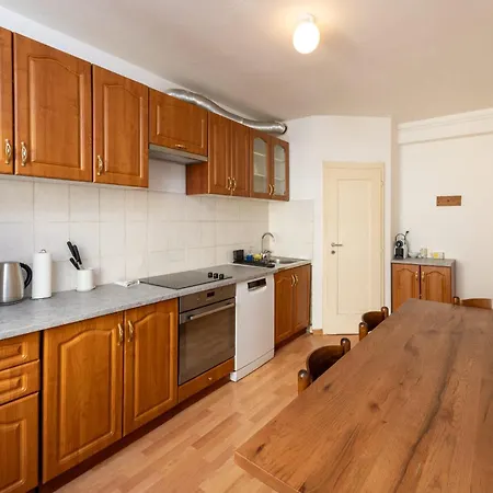 Paradise Steps To Chantarella Lift Appartement