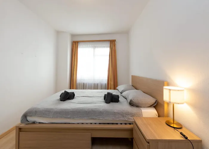 Paradise Steps To Chantarella Lift